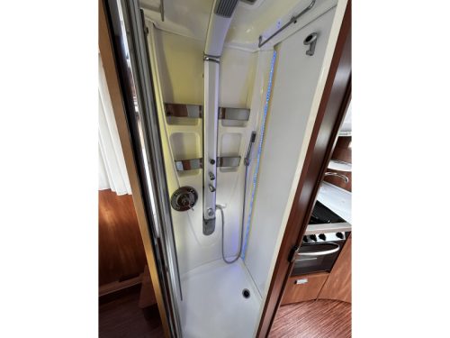 Laika Kreos 7010 Queensbett/Hubdach/Automatik Foto: 13