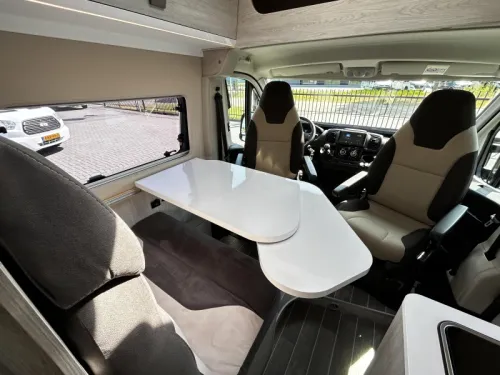 Roller Team Livingstone 2 600 Transverse bed/2022/Euro-6/VAT! photo: 8