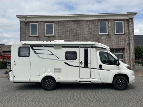 Hymer Exsis 580 PURE E&P leveling system photo: 1