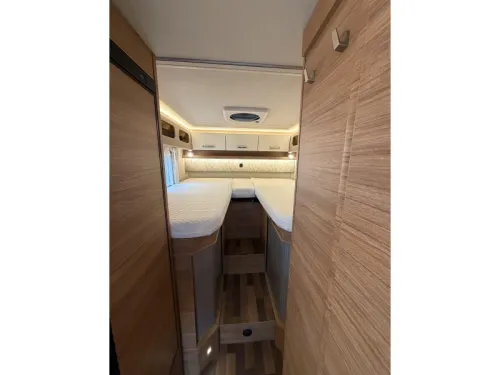 Weinsberg CaraCompact Pepper 600 MEG Automaat! Einzelbetten Foto: 12