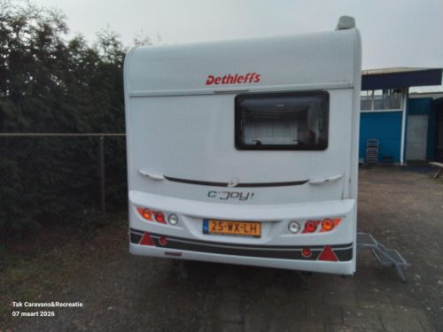 Dethleffs C'Joy 420 QSH Complete with transverse bed photo: 11