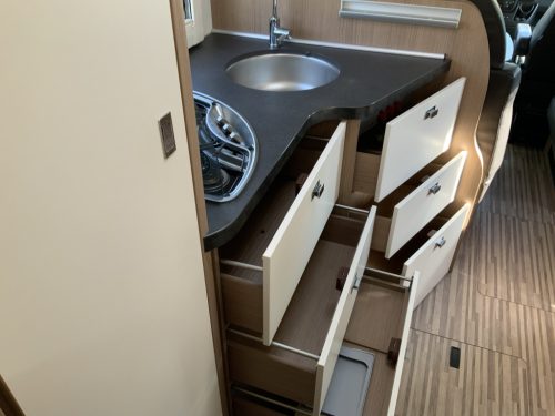 Carthago Malibu I 460 AUTOMATIC 150 hp Integral, Length-beds & Pull-down bed, Garage, Engine air conditioning, Roof air conditioning, Level System, Camper centrum on the road Marum photo: 16