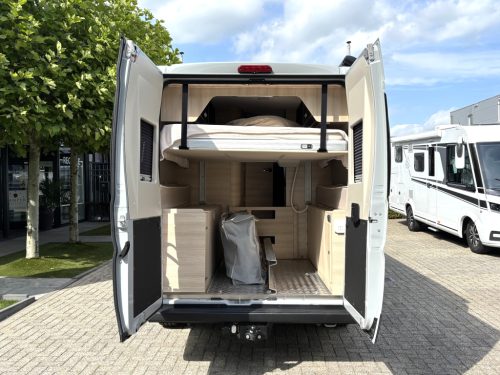 Chausson Sport Line 690 9-SPEED AUTOMATIC POP-TOP ROOF FIAT 8 180HP photo: 4