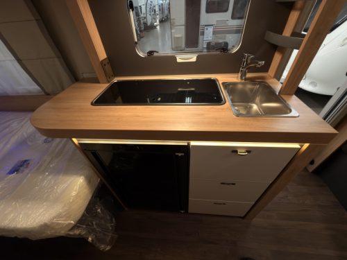Knaus Sport Platinum 500 EU Platinum+Boden+1800KG Foto: 17