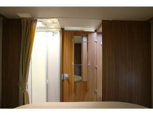 Carado T 449 Queensbed Pop-top roof photo: 6