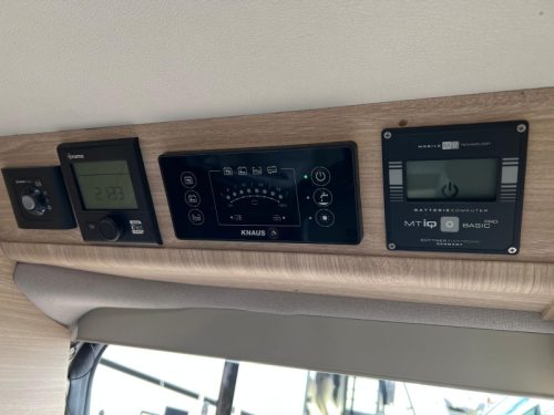 Knaus Boxstar 540 Van-Swing, TV, Zonnepanee  foto: 15