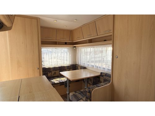 Chateau Calista 390 TDZ asiento de tren cama fija aseo foto: 1