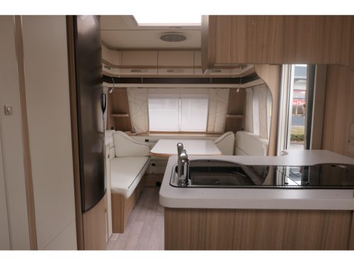 Fendt Bianco Activ 495 SFE Spacious Caravan photo: 7