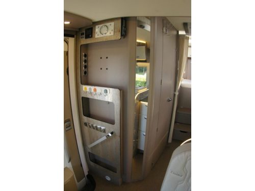 B&uuml;rstner Lineo T 690 Automaat, Enkele bedden.  foto: 13