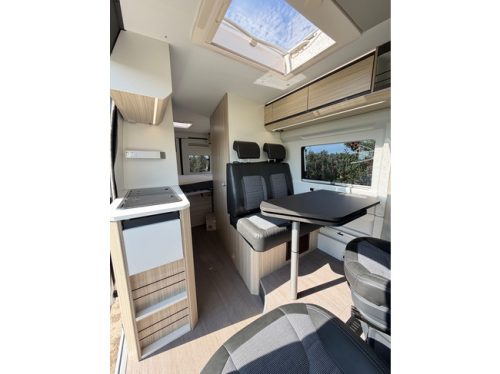 Adria Twin Plus 600 Fourgon am&eacute;nag&eacute; / Lithium / Solar / Convertisseur / 2 ans de garantie / photo : 1
