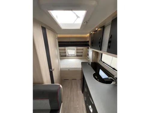 Hobby De Luxe Edition 440 SF MOVER-VORZELT-MARKISE Foto: 7