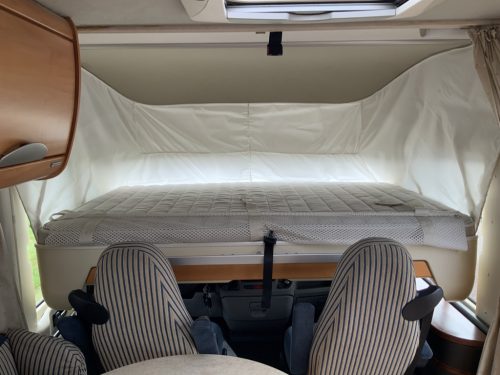 Hymer B 674 SL 2.3 M. 130 PK Vollintegriert, 4 Schlafpl&auml;tze 4 Gurte, Einzelbetten, Hubbett, Motor-Klimaanlage, Bj.2008 Ihr Wohnmobil-Verkaufsvermittler Marum Camper Zentrum on the road Foto: 12