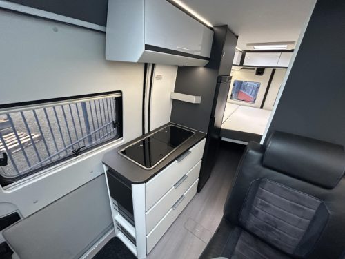 Adria Twin Supreme 600 SPB Anh&auml;ngerkupplung, Markise, Kamera Foto: 11