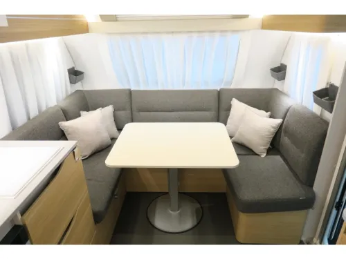 Adria Adora 462 PU CASSETTELUIF+MOVER+VLOERV foto: 8