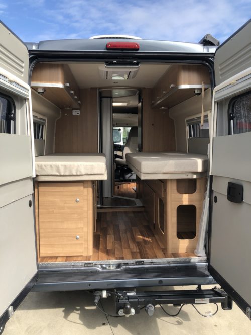 Hymer Yellowstone 649 SINGLE BEDS photo: 31