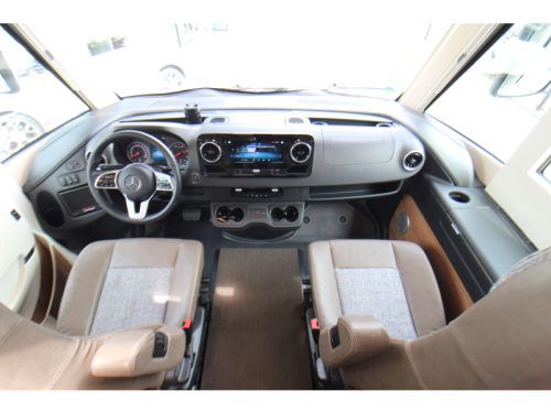 Carthago C-Tourer I 149 LE Single beds Pop-top roof  photo: 21