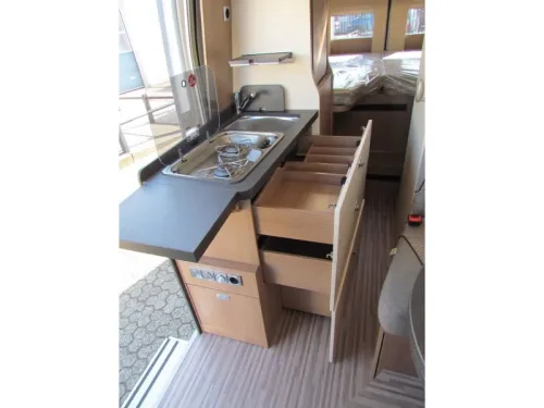 Malibu Diversity GT Skyview 640 LE K Single Beds, Automatic photo: 5