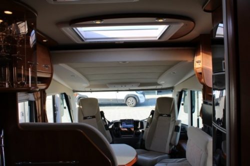 Carthago Chic C Line I 5.0 1. Besitzer Fiat 3.0 Liter 160 PS 4250 kg Chassis Einzelbetten 5 Sitzpl&auml;tze (122 Foto: 55