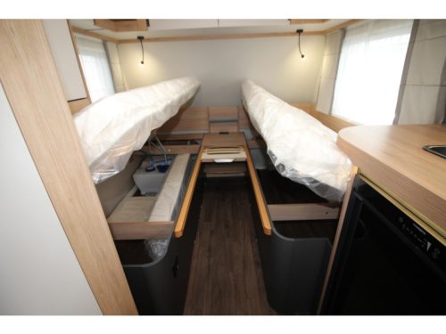 Knaus Sport 460 EU Single beds & GFK roof! photo: 16