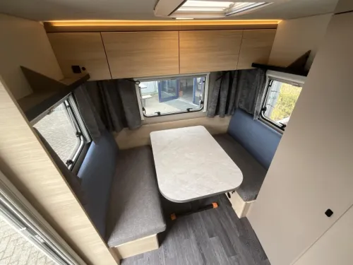 Weinsberg CaraLife 470 EU AIRCO-EINZELBETTEN Foto: 6