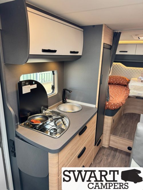 Knaus L!VE TI 650 MEG Platinum Selection Low single beds Automatic photo: 13