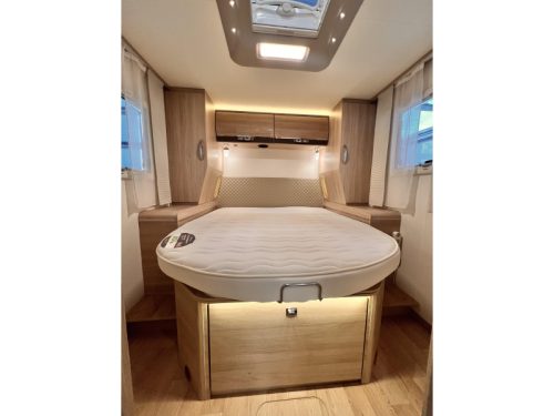 Rapido 696 F Premium Edition Face to face  Foto: 19