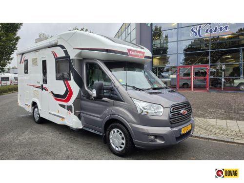 Challenger Mageo 270 single beds