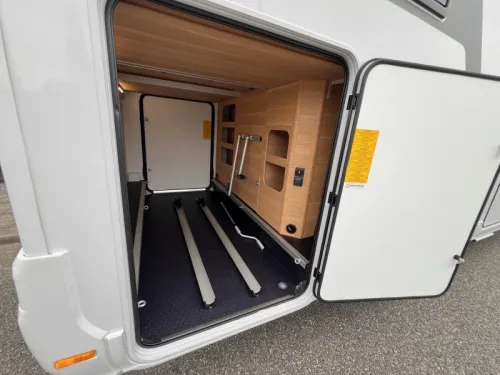 Adria Coral 670 DL 180PS AUT/NAVI/KAMERA Foto: 13