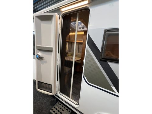 Knaus Sport E-Power Selection 500 EU mover, awning, bike rack photo: 10