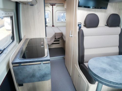 Camping-car Clever 6.40 Mtr, Ch&acirc;ssis Maxi, Lits Jumeaux Bas !! photo : 10