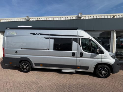 P&ouml;ssl Roadcar 640 Single Beds, Roof air conditioning, bike rack, carplay photo: 2