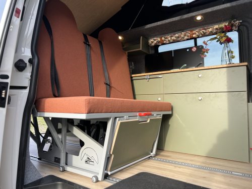 Volkswagen Van conversion 2018 AUTOMATIC 57xxxKM photo: 3