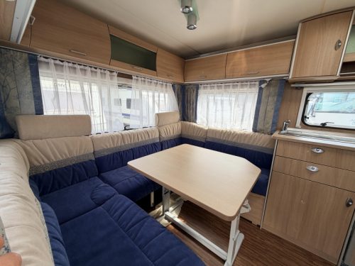 B&uuml;rstner Averso Fifty 460 TS Airco! Sch&ouml;nes Vorzelt franz&ouml;sisches Bett Foto: 3