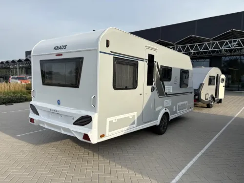 Knaus Sport Platinum 500 EU camas individuales / asientos redondos foto: 2