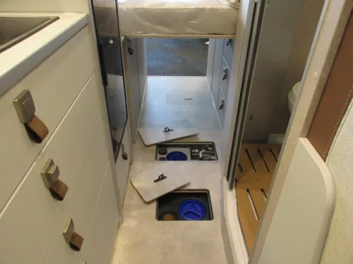 Hymer Yellowstone 601 AUTOMAAT SLAAPDAK  foto: 12