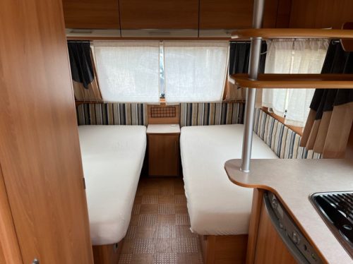 Caravelair 450 Ambiance Style Einzelbetten, Rundsitzgruppe, Rangierhilfe, leicht Foto: 4