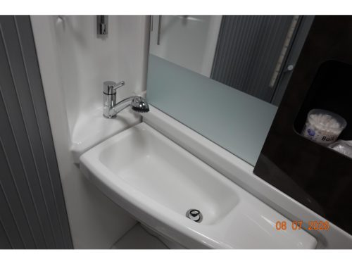 Knaus Platinum Selection 650 MEG Level + 2x airco + air  photo: 17