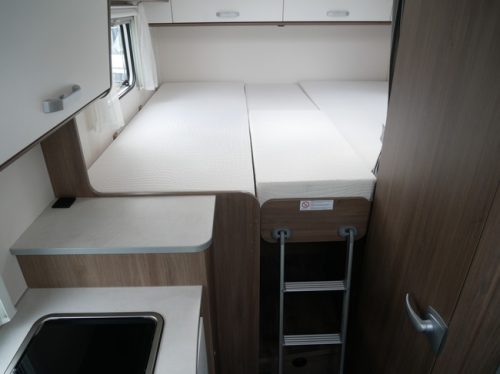 Carado V337, Single beds, 900 kg payload, XL Garage photo: 18