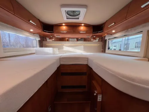 Carthago Chic C-Line I 4.9 LE AUTOMATIC/180HP photo: 8