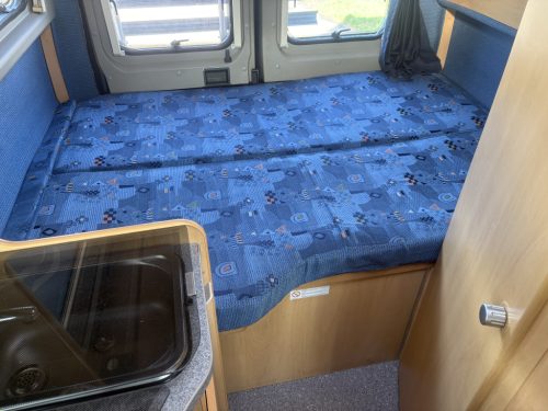 P&ouml;ssl 2Win Fixed bed 2.8 Turbo/128hp/AIRCO photo: 19