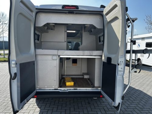 Globecar Globescout Transverse Bed/2023/VAT/Euro-6 photo: 5