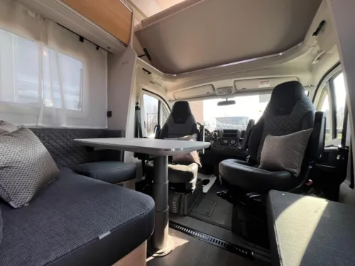 Adria Coral XL 660 SL AUTOMATIK Foto: 4