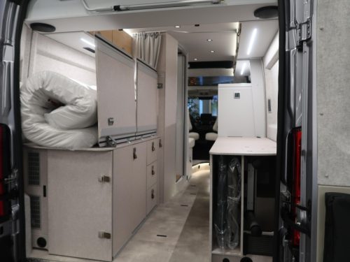 Hymer Yellowstone 601 AUTOM HEAVY CHASSIS!! photo: 17