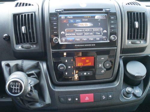 Camping-car Clever 6.40 Mtr, Ch&acirc;ssis Maxi, Lits Jumeaux Bas !! photo : 6