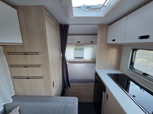Adria Aviva 400 PS Foto: 5