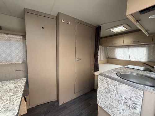 Weinsberg CaraCito 470 EU Single beds photo: 6