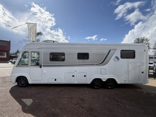 Knaus Sun I 900 LX automaat 177 pk full options Queensbed+techo elevable 2x aire acondicionado en techo elktr antena autom&aacute;tica Victron 3x TV remis plisado cuero gran garaje foto: 8