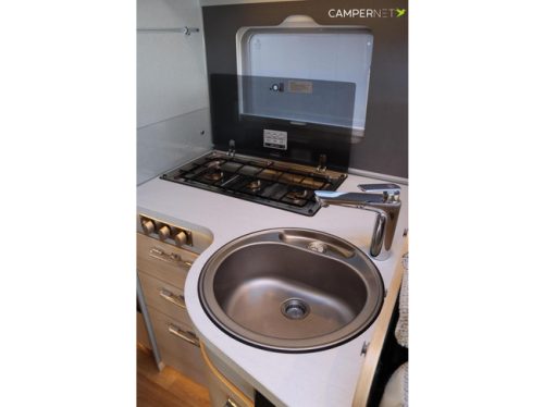 Hymer BMC-I 600 White Line 170hp Automatic | Alde heating | Truma roof air conditioning | Single beds | SLC chassis | Pop-up bed | Awning | Bicycles photo: 15