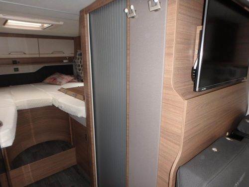 Knaus Van Wave 650 MEG MIT HUBDACH  Foto: 37