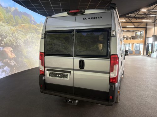 Adria Twin 640 SLB 60 Years / 180pk Automatik Foto: 4